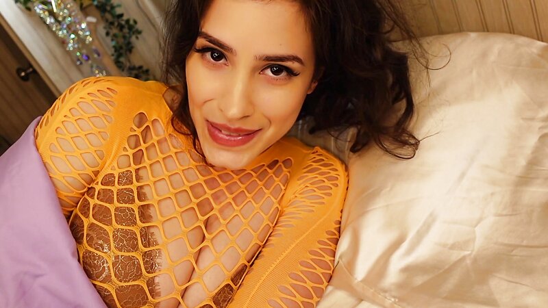 Irma La Dulce ASMR - Girlfriend Part 2： Cuddles & HJ in Bed