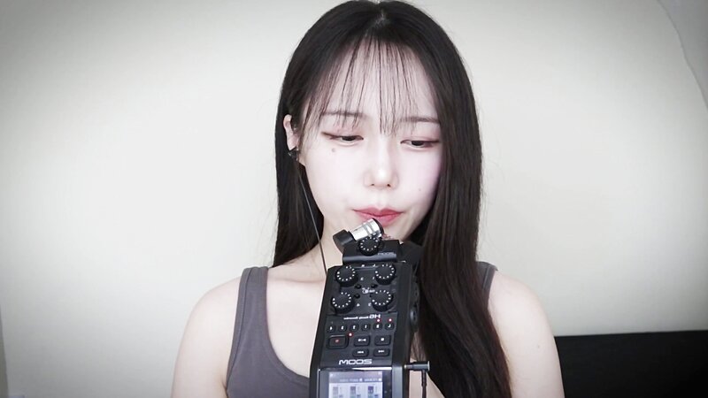 Jamonghae ASMR - 28 May 2026 - ASMR Mouth Sounds 줌H6 먹기, 입소리