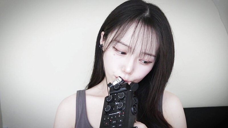 Jamonghae ASMR - 28 May 2026 - ASMR Mouth Sounds 줌H6 먹기, 입소리