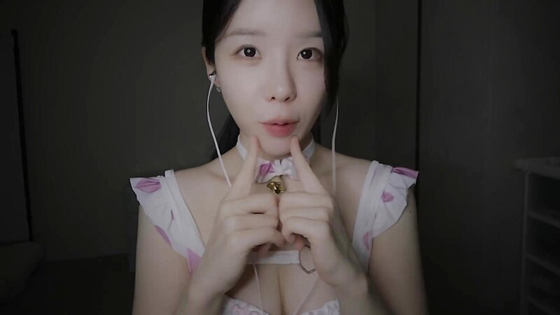 ASMR Yeonchu - 31 May 2026 - Mouth Sounds, Candy Eating, Acrylic Sounds, and More...