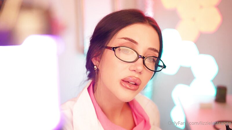 LizzieLestrange - 31 May 2026 - Welcome To My Lab ASMR