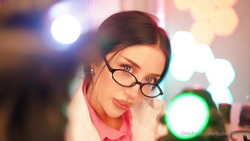LizzieLestrange - 31 May 2026 - Welcome To My Lab ASMR