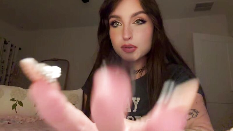 Beebee ASMR - 2 June 2026 - Upclose LOFI ASMR (Fast Tapping, Unpredictable Triggers