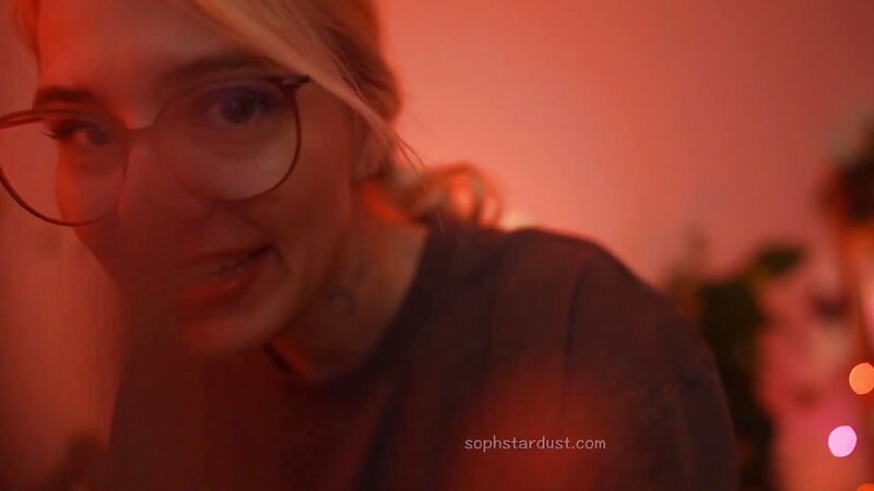 Soph Stardust ASMR - Girlfriend Roleplay Bra