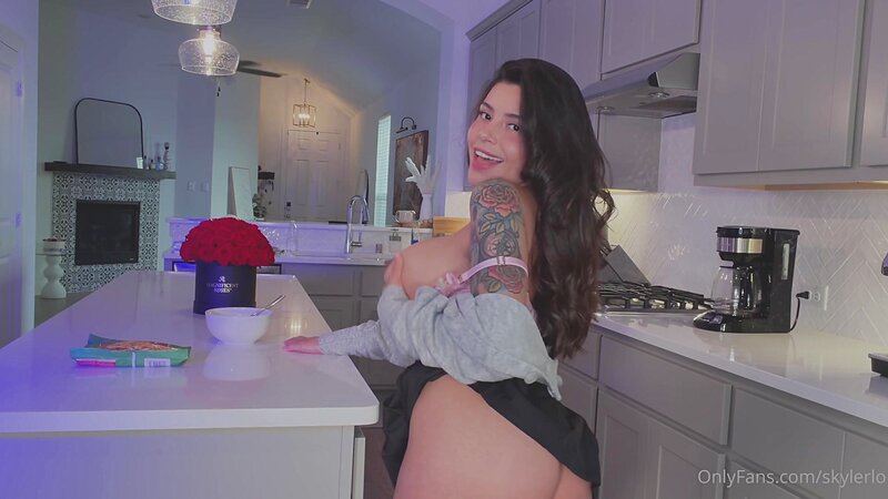 Skylerlo - Breakfast Can Wait