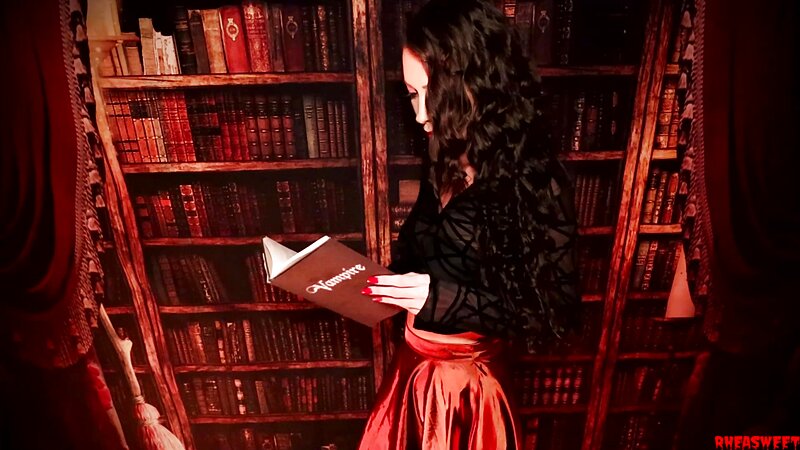 Rhea Sweet - Vampire Sister