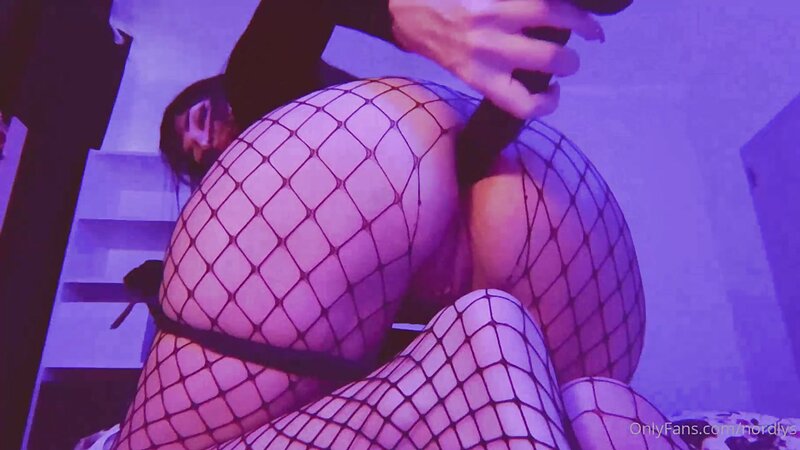 Nordlys ASMR - MY FIRST ANAL VIDEO