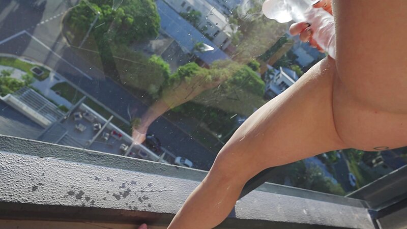 Secretcrush - Gold Coast Balcony Dildo Anal Play