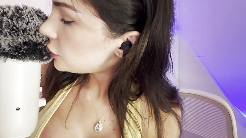 Vitsamin ASMR - 1 July 2026 - Patreon ASMR Gum Chewing Bubble Blowing