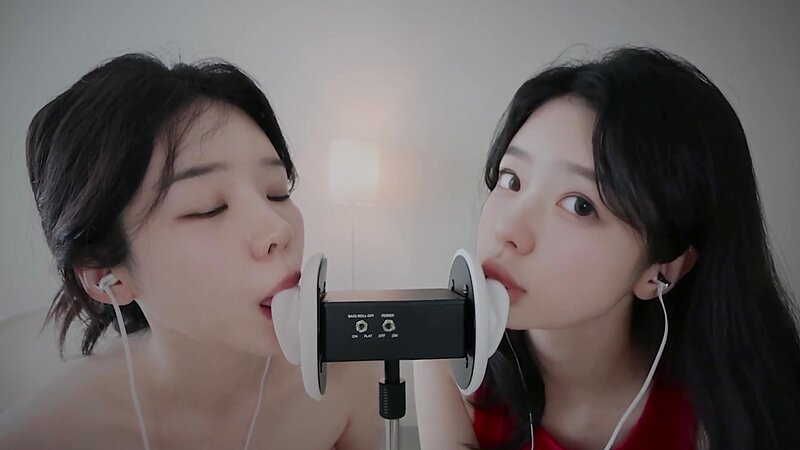 ASMR Yeonchu - 1 July 2026 - Twin Ear Licking ASMR with the Prettiest Friend I Know! (Patreon)