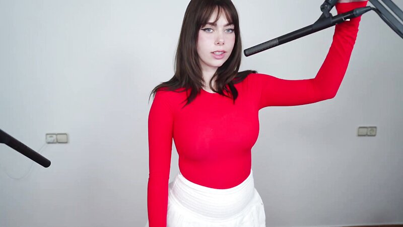 IJenz - 8 July 2026 - ASMR Con Me Cuerpo (Body Triggers)