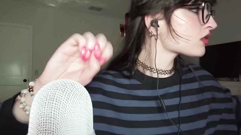 Beebee ASMR - 10 July 2026 - Patreon | UNPREDICTABLE ASMR TRIGGER ASSORTMENT (Fast Gripping, Mouth Sounds, Long Nail Tapping)