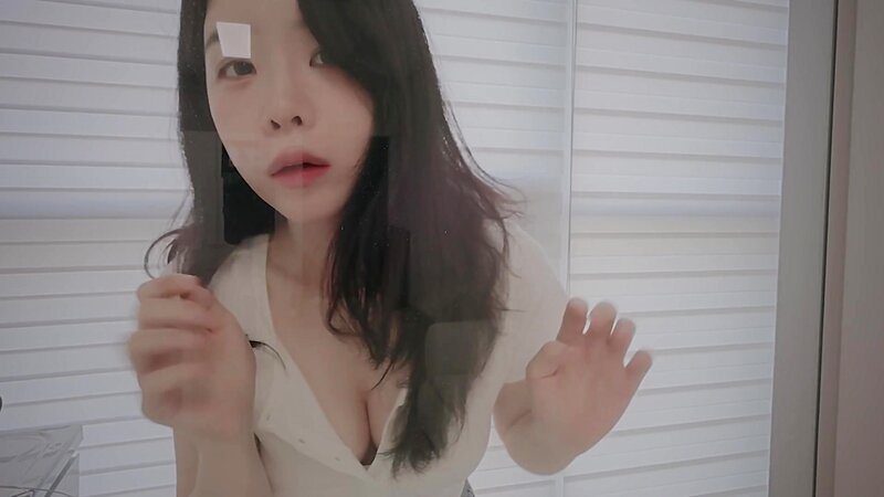 ASMR Yeonchu - 12 July 2026 - You're Trapped Behind the Glass! (Kisses + Licks) (Patreon)