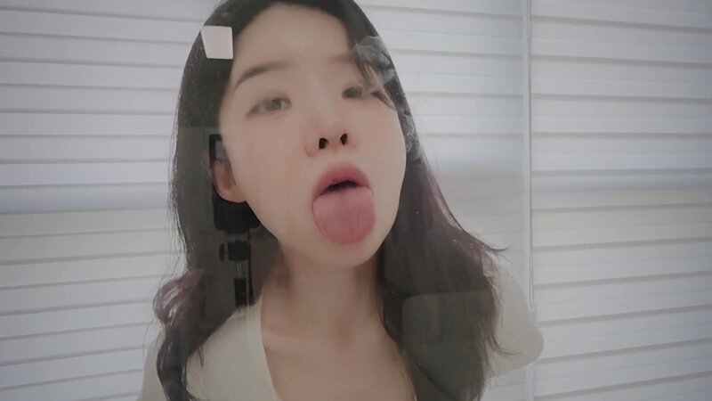 ASMR Yeonchu - 12 July 2026 - You're Trapped Behind the Glass! (Kisses + Licks) (Patreon)
