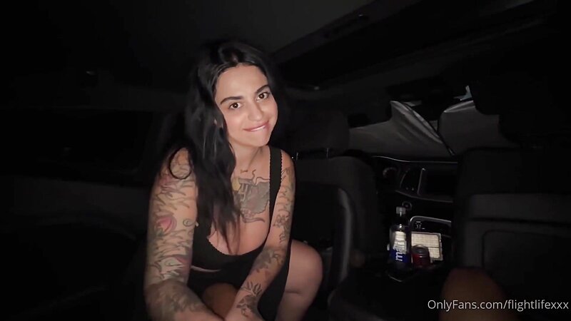 Azzy Star - Bounces On A BBC In The Car