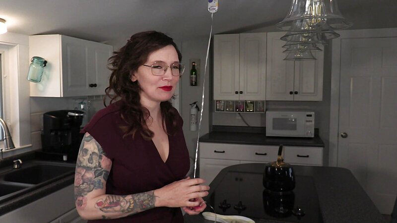 Bettie Bondage - The Graduates
