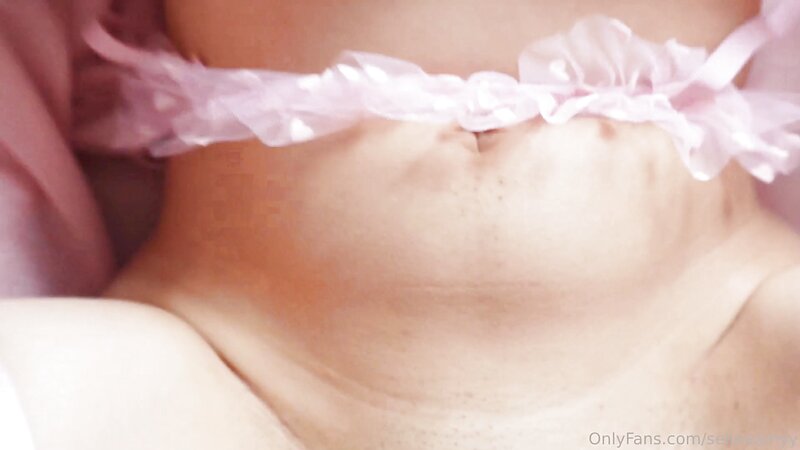 Selina Amy Gets Creampied In Her Pink Outfit