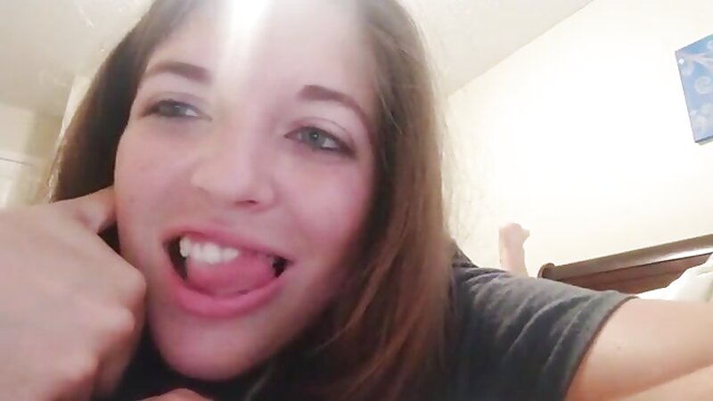 Lisa ASMR Tongue Swirling and Teeth Licking