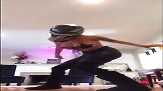 Liz Katz Pikachu & Rugrats Nudes Leaked!