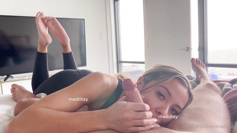 Madi Tay Sloppy Blowjob