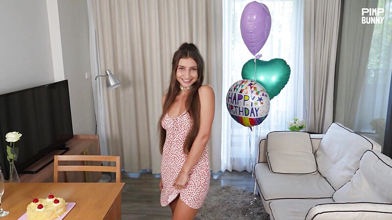 Blindfolded My Stepsister And Gift My Big Dick On Her Birthday