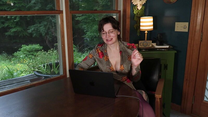 Bettie Bondage - 7 Aug 2026 - Tea Time with Step Mom