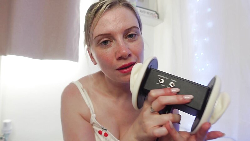 Jodie Marie ASMR - ASMR - Monthly Treat Slow Noms (Patreon)
