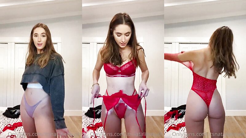 Natalie Roush Nude Christmas Try On show