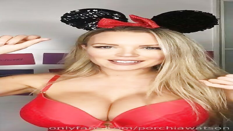 Porchiaxx Naked show