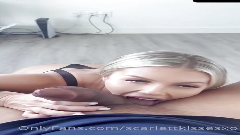 ScarlettKissesXO Lesbian Sex scene