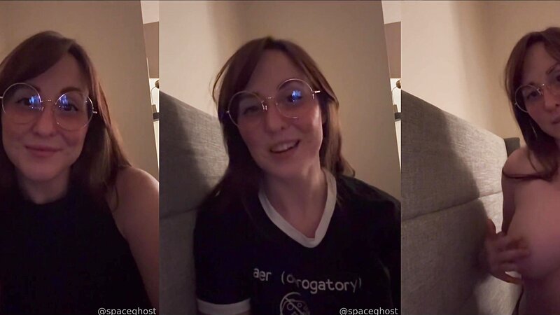 Kari Keone Cozy Girlfriend in Joi Sex scene
