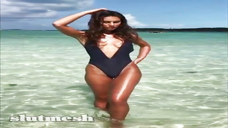Stephanie Rayner Nude Video