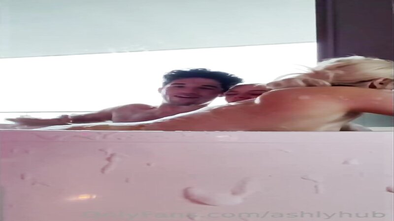 Tana Mongeau Nude Bathtub Blowjob