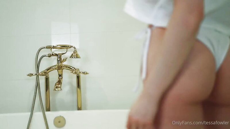 Tessa Fowler Naked in Bathtub