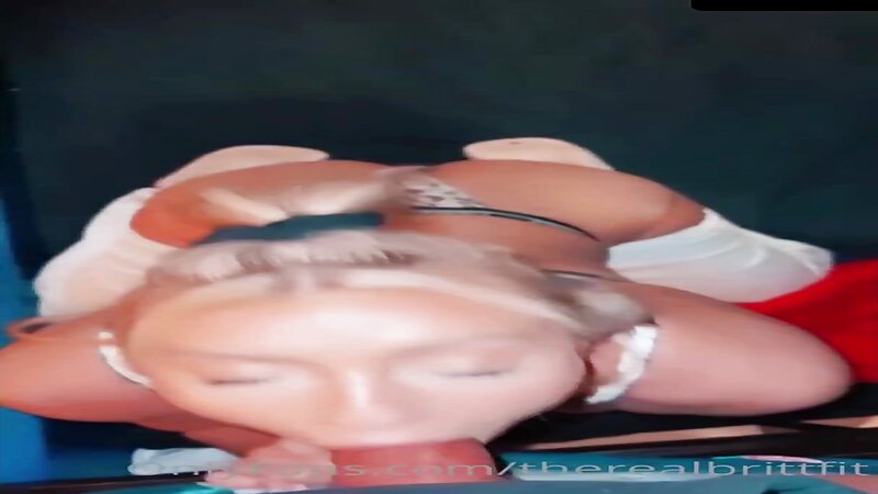 Therealbrittfit Sexy Sex On Truck Bed