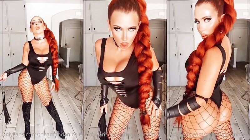 Theamandanicole Naughty and Horny Stripteasing