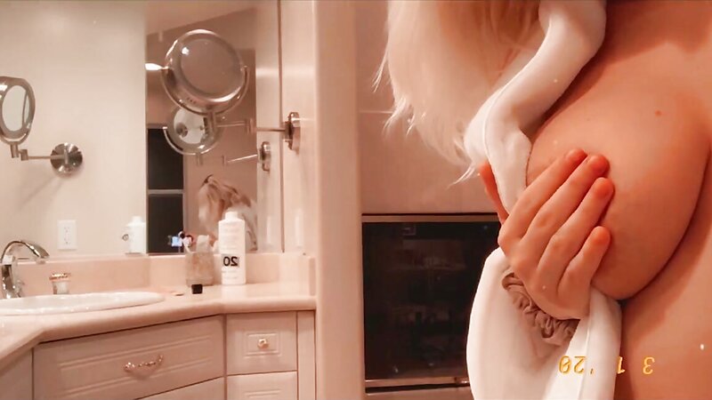 Zoie Burgher Teasing Nude Boobs