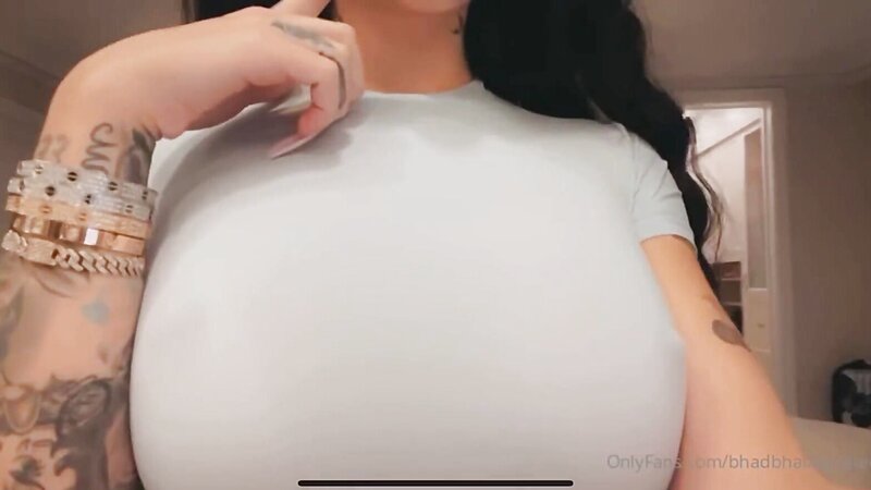 Bhad Bhabie X Rated Nipple Pokies