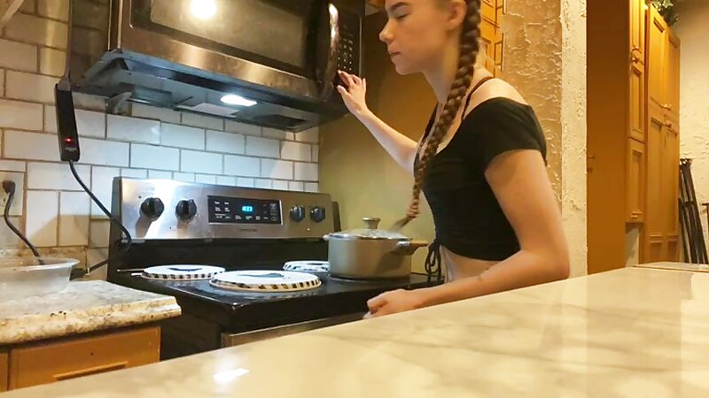 Anastasiamm Flashing Her Nipple