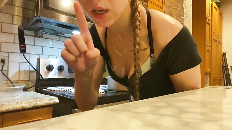 Anastasiamm Flashing Her Nipple