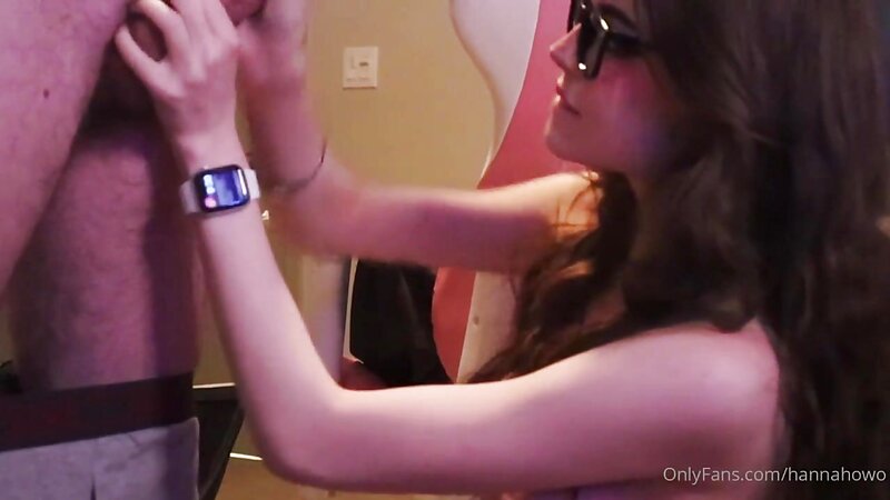 Hannahowo Sloppy Handjob and Blowjob