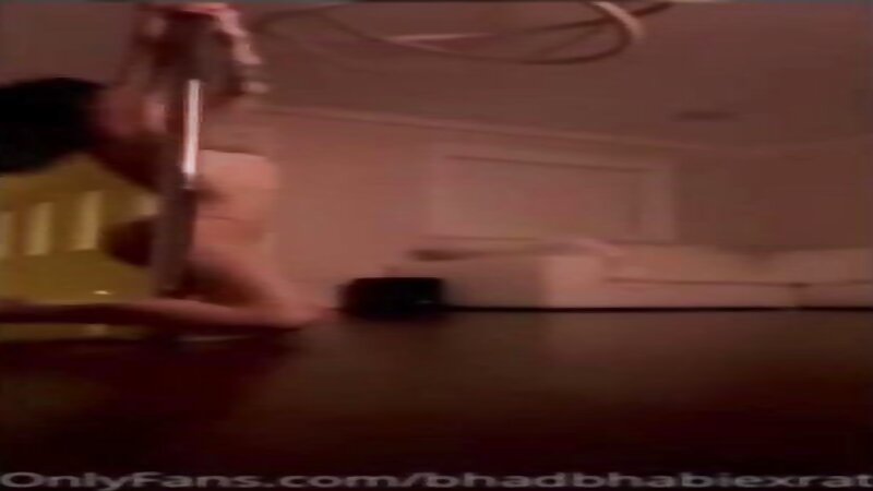 Bhad Bhabie Nude Pole Dancing