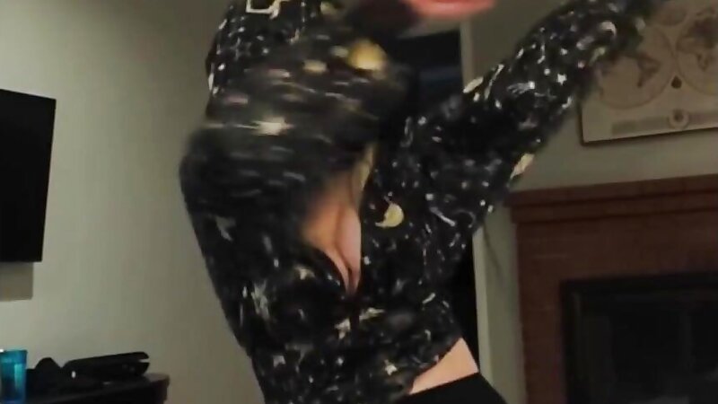 JustaMinx Dancing in a Nipple Slip