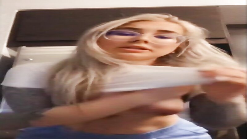 Jen Bretty Hot Topless JOI show