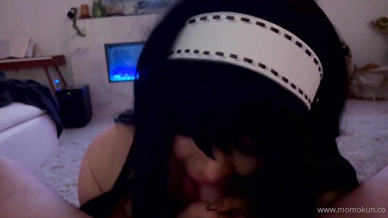 Momokun Giving Mariah Mallad a Blowjob