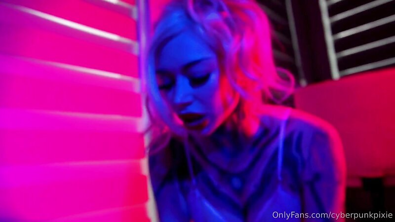 Cyberpunkpixie Nude Riding a Dildo