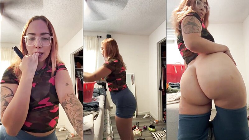 Fiftyshadesofmo Flashing Tits and Ass