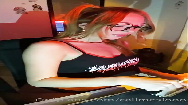 Callmeslooo Deepthroat Blowjob and Facial