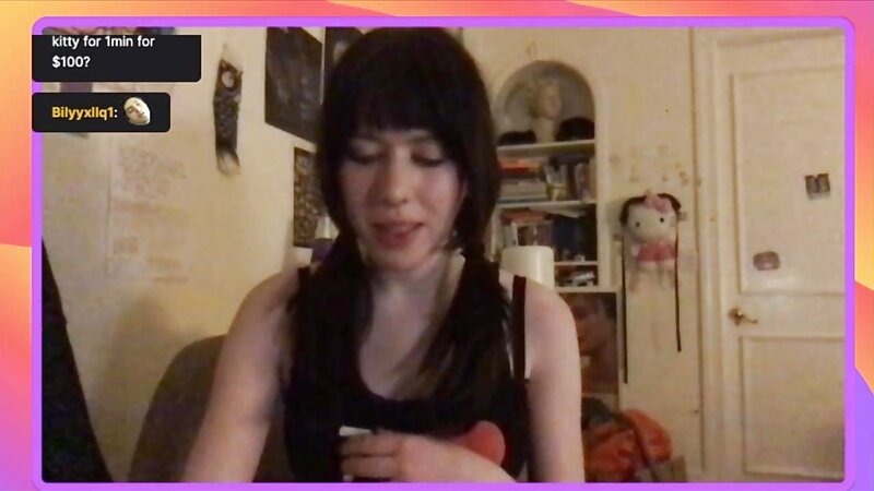 H3roinbabe09 Flashing Her Ass