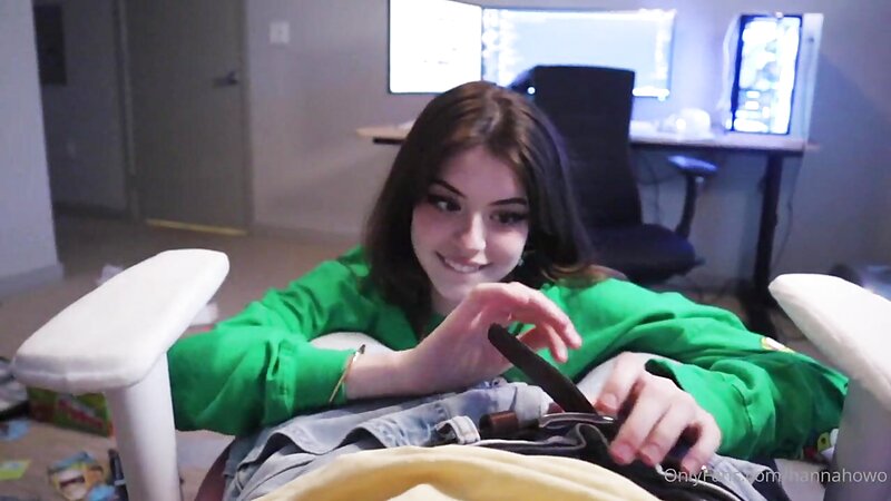 Hannah Owo Sloppy Blowjob and Sucking
